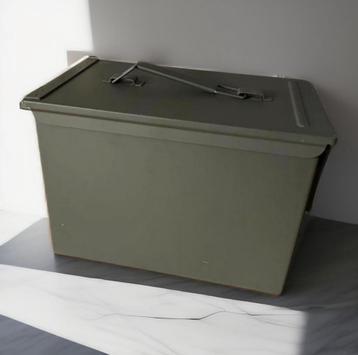 Opberg kisten te koop beschikbaar voor biedingen