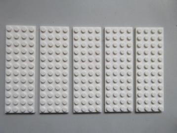 nr. 8279, 5 Brede witte platen 4x12 (3029) beschikbaar voor biedingen