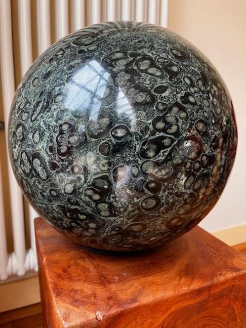 Uitzonderlijk grote bol Kambaba Jaspis/ Eldariet, Verzamelen, Mineralen en Fossielen, Mineraal, Ophalen