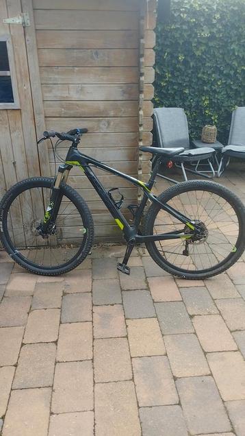 Giant carbon Mtb M beschikbaar voor biedingen