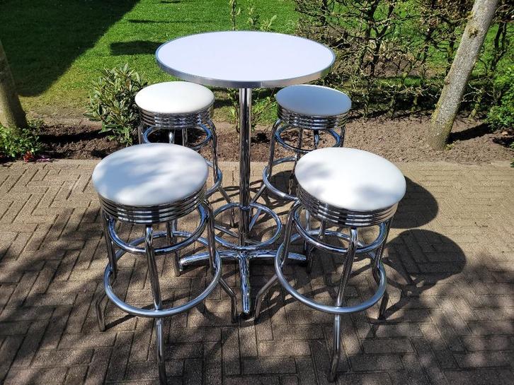 4 Amerikaanse Bel Air barkrukken + bartafel fifties sixties, Huis en Inrichting, Barkrukken, Zo goed als nieuw, 60 tot 90 cm, 4 krukken