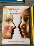 Communiceren is docentenwerk, Ophalen of Verzenden, Zo goed als nieuw, HBO