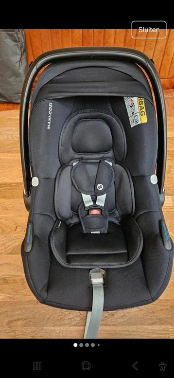 Maxi cosi met base beschikbaar voor biedingen