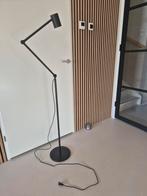 Vloerlamp / staande lamp / spot IKEA, Huis en Inrichting, Lampen | Vloerlampen, Ophalen, Zo goed als nieuw, Metaal, 150 tot 200 cm