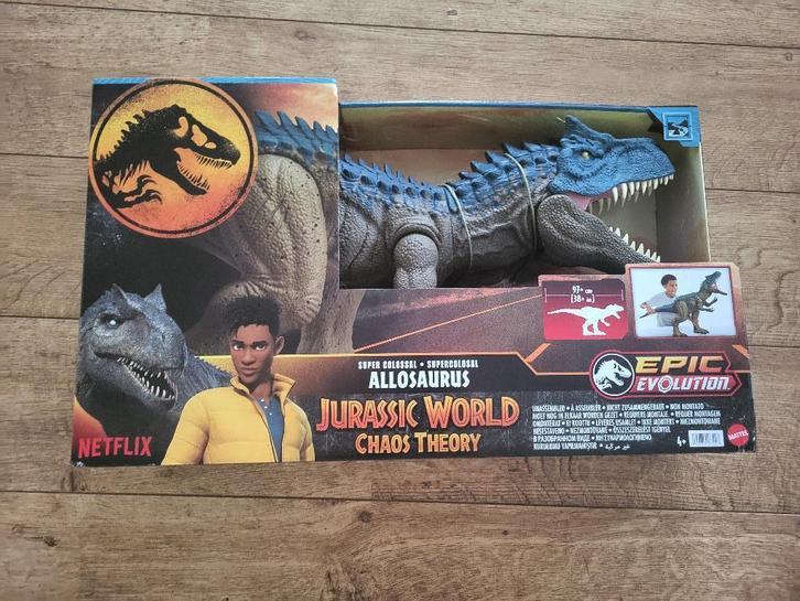 Jurassic World Super Colossal Allosaurus, Kinderen en Baby's, Speelgoed | Actiefiguren, Nieuw, Ophalen of Verzenden