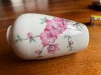 Limoges vaasje klein, wit goud en rose bloem, Ophalen of Verzenden