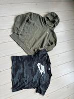 152 158 Nike hoodie trui legergroen en t shirt zwart, Jongen, Trui of Vest, Gebruikt, Ophalen of Verzenden