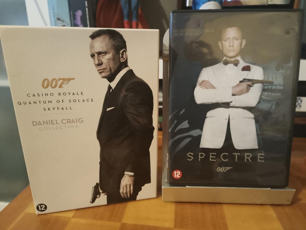 James Bond Daniel Craig Dvd Collectie + Spectre Dvd NL ZGAN, Cd's en Dvd's, Dvd's | Actie, Boxset, Actie, Ophalen of Verzenden