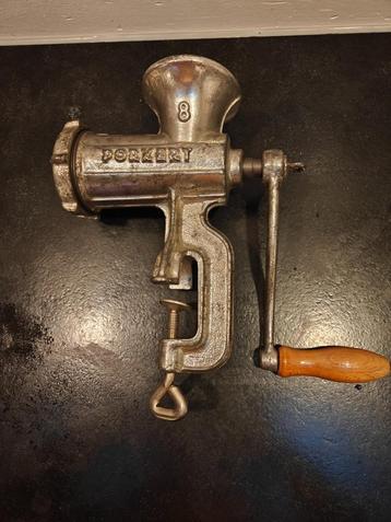 handmatige vleesmolen Porkert no 8 beschikbaar voor biedingen