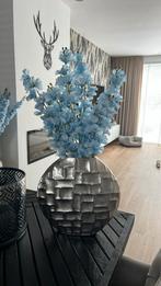 Zilveren vaas met blauwe bloemen, Overige materialen, Blauw, Ophalen of Verzenden, Zo goed als nieuw