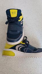 GEOX Sneakers Maat 35 - Donkerblauw met Lichtjes, Jongen of Meisje, Schoenen, Ophalen of Verzenden, Zo goed als nieuw
