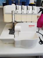 Bernina 1100D  lockmachine met ledverlichting, Ophalen of Verzenden, Zo goed als nieuw, Lockmachine, Bernina