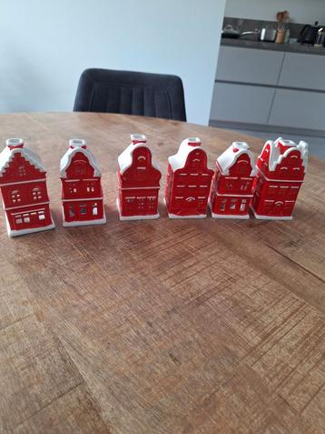 Theelichthouders huisjes rood/wit (6 stuks) beschikbaar voor biedingen