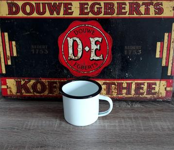 Emaille beker wit met zwarte rand no16 beschikbaar voor biedingen