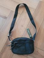 Super leuk festival tasje van Lacoste., Ophalen of Verzenden, Zo goed als nieuw, Zwart