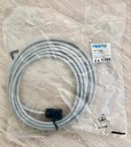 FESTO - Stekker met kabel - KMEB-1-24-2,5-LED - 151688, Nieuw, Www.festo.com, Www.festo.com, Www.festo.com