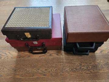 Cassettebandjes opbergkoffers beschikbaar voor biedingen