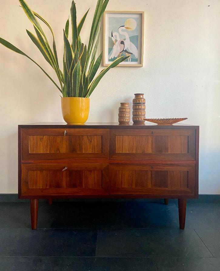 Vintage Deens palissander dressoir, Brouer Møbler, Huis en Inrichting, Kasten | Dressoirs, Gebruikt, 100 tot 150 cm, 25 tot 50 cm