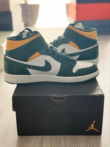 Air Jordan 1 Mid “Sonic/Noble Green” beschikbaar voor biedingen