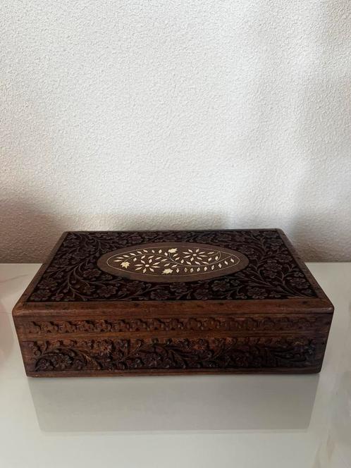 Antieke Houten Sieradendoos met Houtsnijwerk, Antiek en Kunst, Antiek | Woonaccessoires, Ophalen of Verzenden