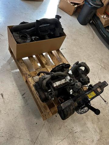 Vw 1600ct motor plus veel extra delen beschikbaar voor biedingen