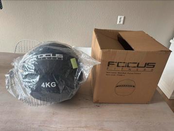 Wallbal 4 KG Focus Fitness beschikbaar voor biedingen