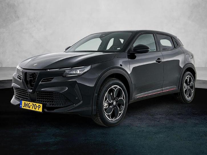 Alfa Romeo Junior 1.2 Ibrida Speciale 145pk Automaat | NIEUW, Auto's, Alfa Romeo, Bedrijf, Te koop, Junior, ABS, Airbags, Airconditioning