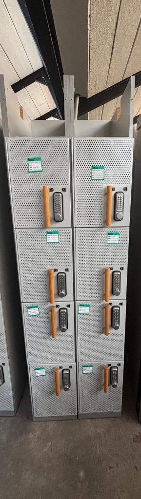 Lockers (Cijferslot)  beschikbaar voor biedingen