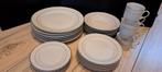 Servies met wit goud randje, Ophalen