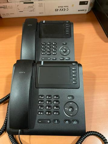 2 UNIFY OPEN scape desk telefoons beschikbaar voor biedingen