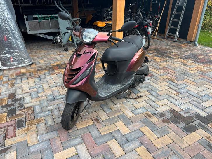 Scooter Zip 2018, Fietsen en Brommers, Snorfietsen en Snorscooters, Gebruikt, Piaggio, Benzine, Ophalen