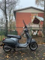 Vespa sprint, Ophalen, Zo goed als nieuw, Benzine