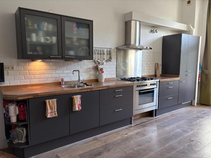 Brugman Keuken, Huis en Inrichting, Keuken | Complete keukens, Gebruikt, Enkelwandige keuken, Grijs, Kunststof, Ophalen