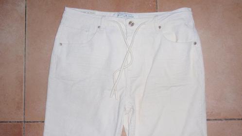 Nieuw Damesbroek (rib)creme circle of trust mt 32 hoog model, Kleding | Dames, Broeken en Pantalons, Nieuw, Maat 38/40 (M), Beige