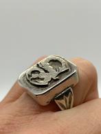 A336 Prachtige zilvermijnen zegelring schorpioen maat 19, Sieraden, Tassen en Uiterlijk, Ringen, 19 tot 20, Ophalen of Verzenden