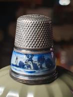 Zilveren en een glazen vingerhoed, Ophalen of Verzenden, Zo goed als nieuw