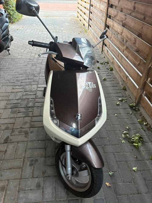 Peugeot vivacity scooter, Fietsen en Brommers, Scooters | Peugeot, Gebruikt, Vivacity, Maximaal 25 km/u, Benzine, Ophalen