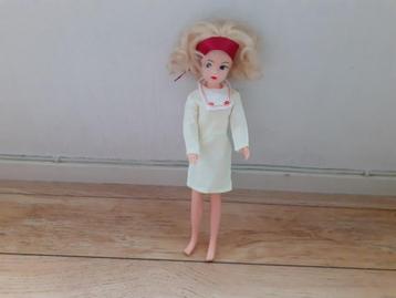 Vintage barbie Sindy  beschikbaar voor biedingen