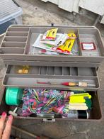 Vis-accessoires met koffer en molen, veel nieuw spul erbij., Watersport en Boten, Ophalen of Verzenden, Nieuw, Overige typen