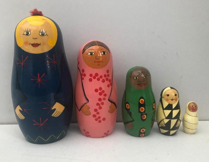5  Houten Jutanas matryoshka- nestpoppen - Vintage 1999, Antiek en Kunst, Curiosa en Brocante, Ophalen of Verzenden