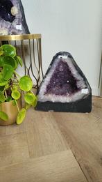 Amethist geode KORTING, Verzamelen, Mineralen en Fossielen, Ophalen of Verzenden, Mineraal
