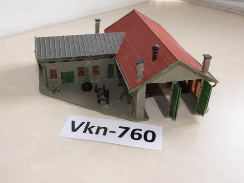 Vk-760 N Spoor Locomotieven Loods B-210 van Pola, Hobby en Vrije tijd, Modeltreinen | N-Spoor, Gebruikt, Brug, Tunnel of Gebouw