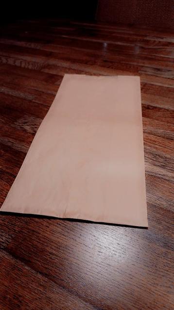 doos met nieuwe snackzakken voor 1,5 kg beschikbaar voor biedingen