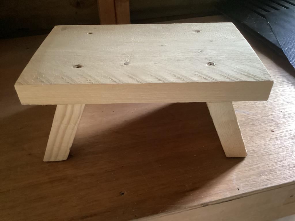 Houten Vensterbank/Verhogingstafeltjes, Huis en Inrichting, Stoelen, Ophalen of Verzenden, Gebruikt, Bruin, Hout