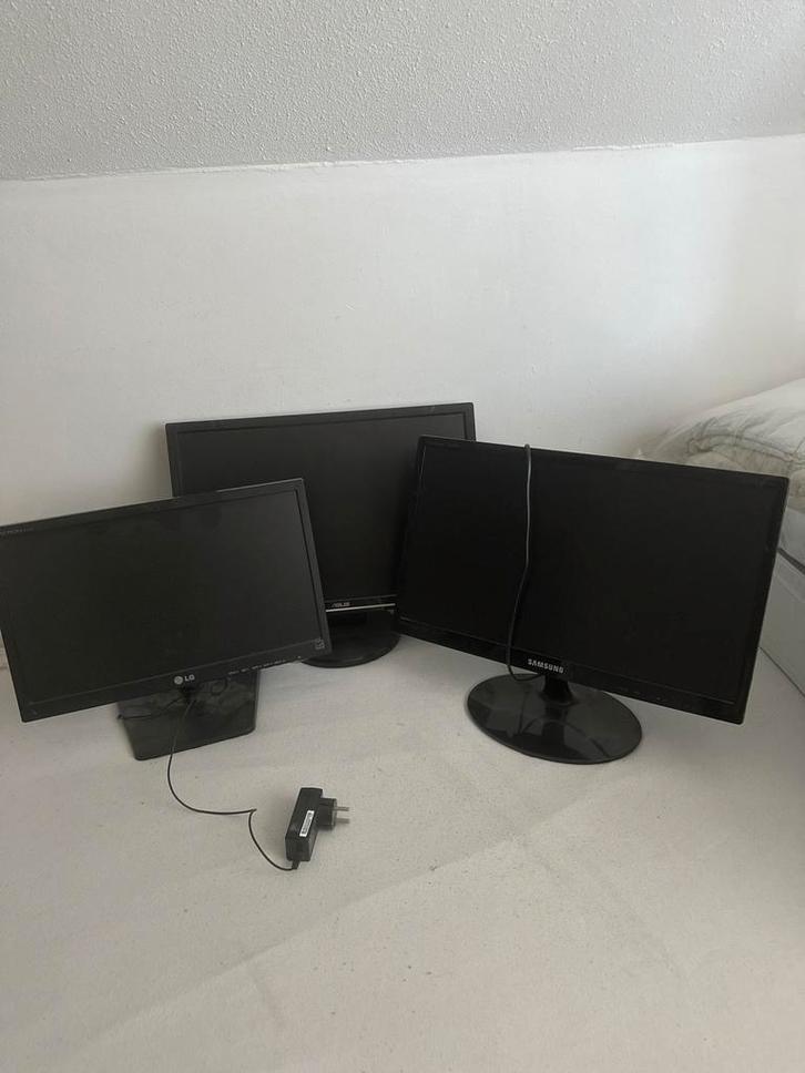 Monitoren Pakket - LG, Samsung, Asus, Computers en Software, Monitoren, Gebruikt, 60 Hz of minder, VGA, LED, Full HD, 5 ms of meer