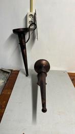 2 stuks Wand Kasteelkandelaars, Huis en Inrichting, Ophalen of Verzenden, Gebruikt, Metaal, 50 tot 75 cm