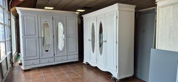 Brocante vintage slaapkamer garderobe kasten, kledingkasten beschikbaar voor biedingen