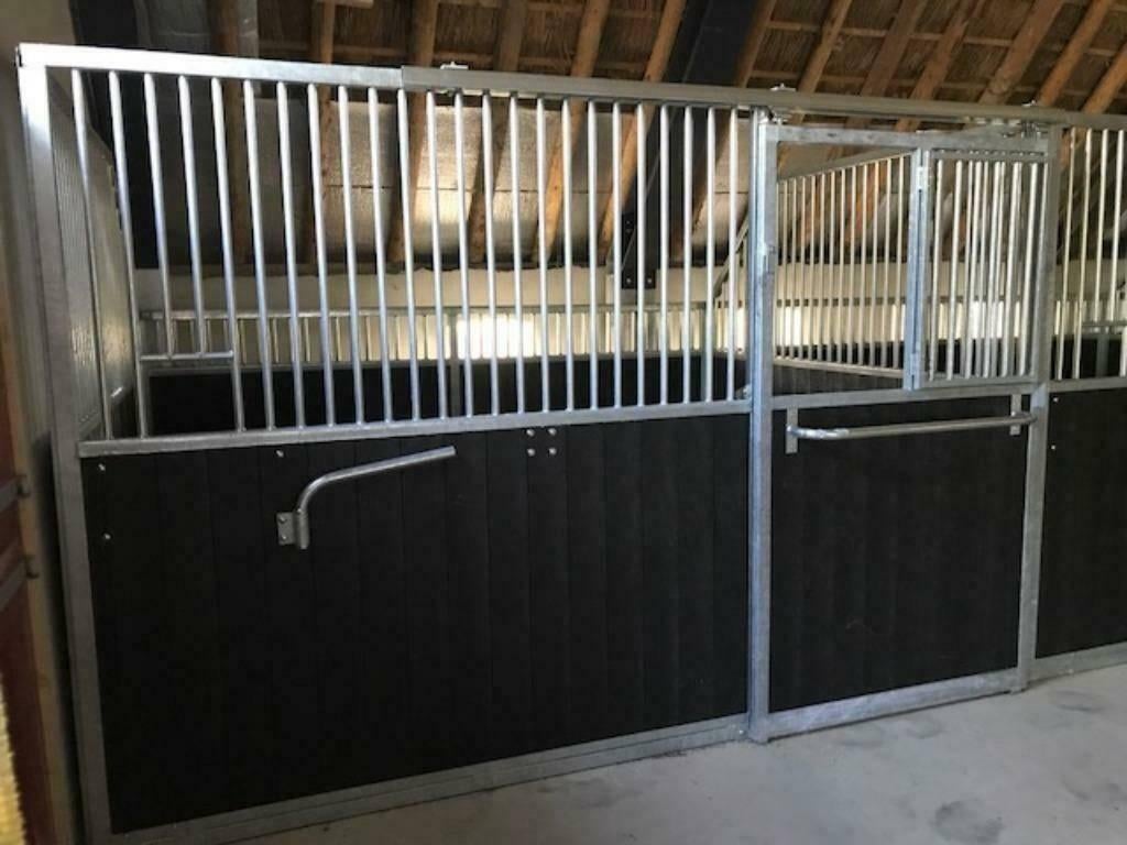 Paardenstallen/boxen. Beste prijs en kwaliteit