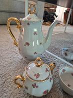 Antiek servies Bavaria Mitterteich met roze/rode roosjes, Ophalen of Verzenden