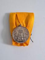 Medaille trouwe dienst landmacht 24 jaar zilver type J, Verzamelen, Ophalen of Verzenden, Landmacht, Nederland, Lintje, Medaille of Wings